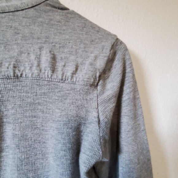 Polo Jeans Co Thermal Top Womens S Gray Waffle Knit Ruffle Notch Slit 
 Neck LS - Picture 5 of 8